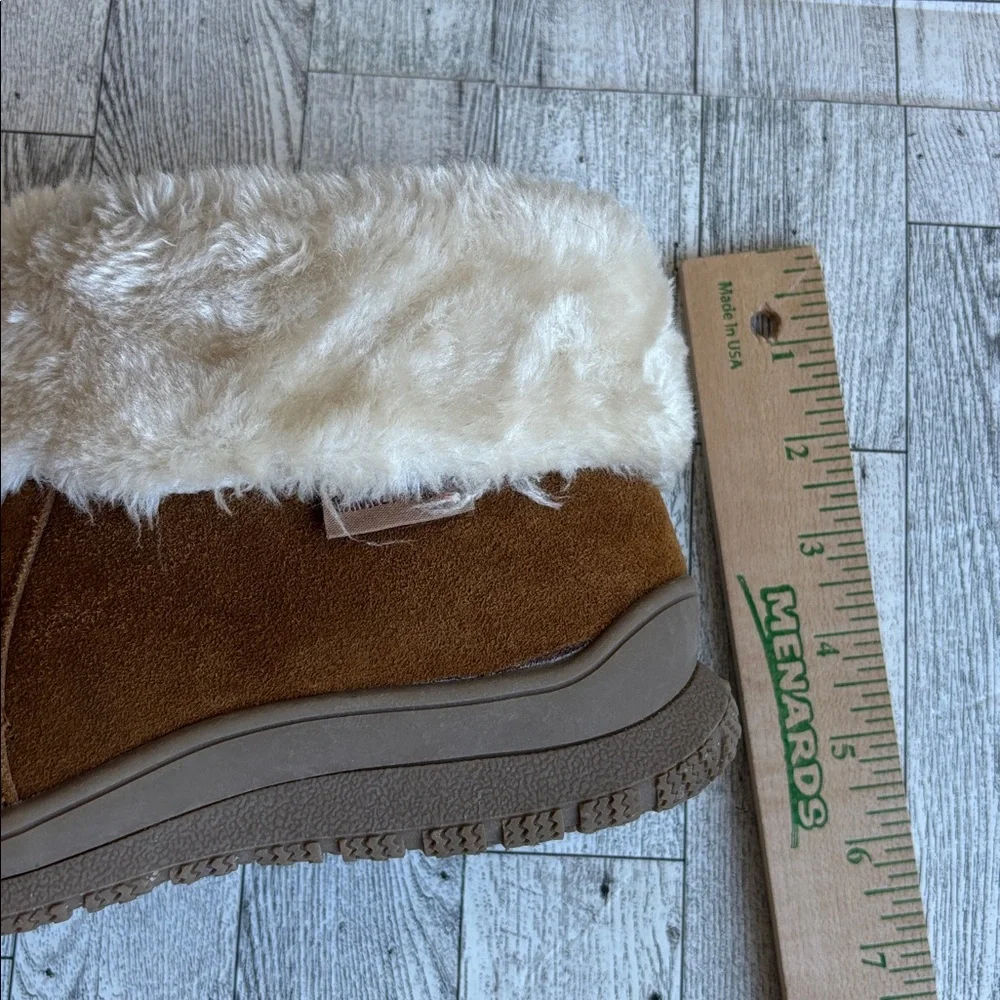 Minnetonka‎ Southtown Brown Suede Boots Water Resistant Ankle Bootie women’s 9